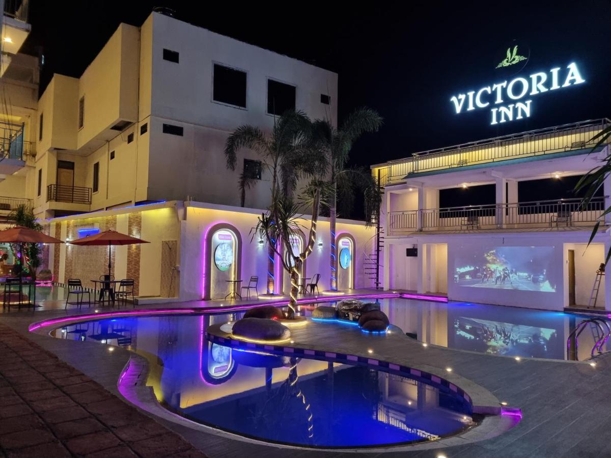 Victoria Inn Manado Extérieur photo